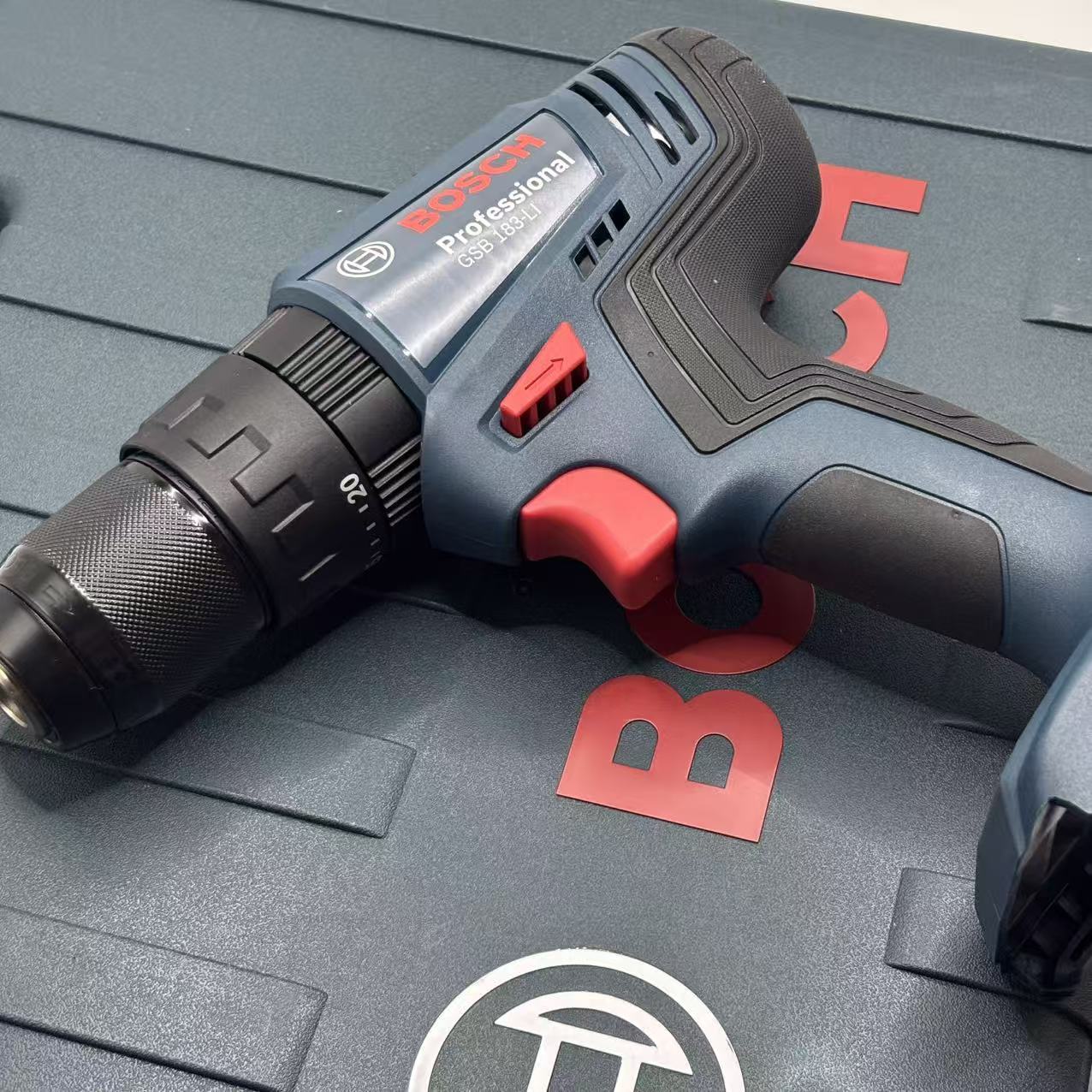 Wiertarko-wkrętarka udarowa Bo – Brushless Cordless Electric Drill 18V recenzja i cena