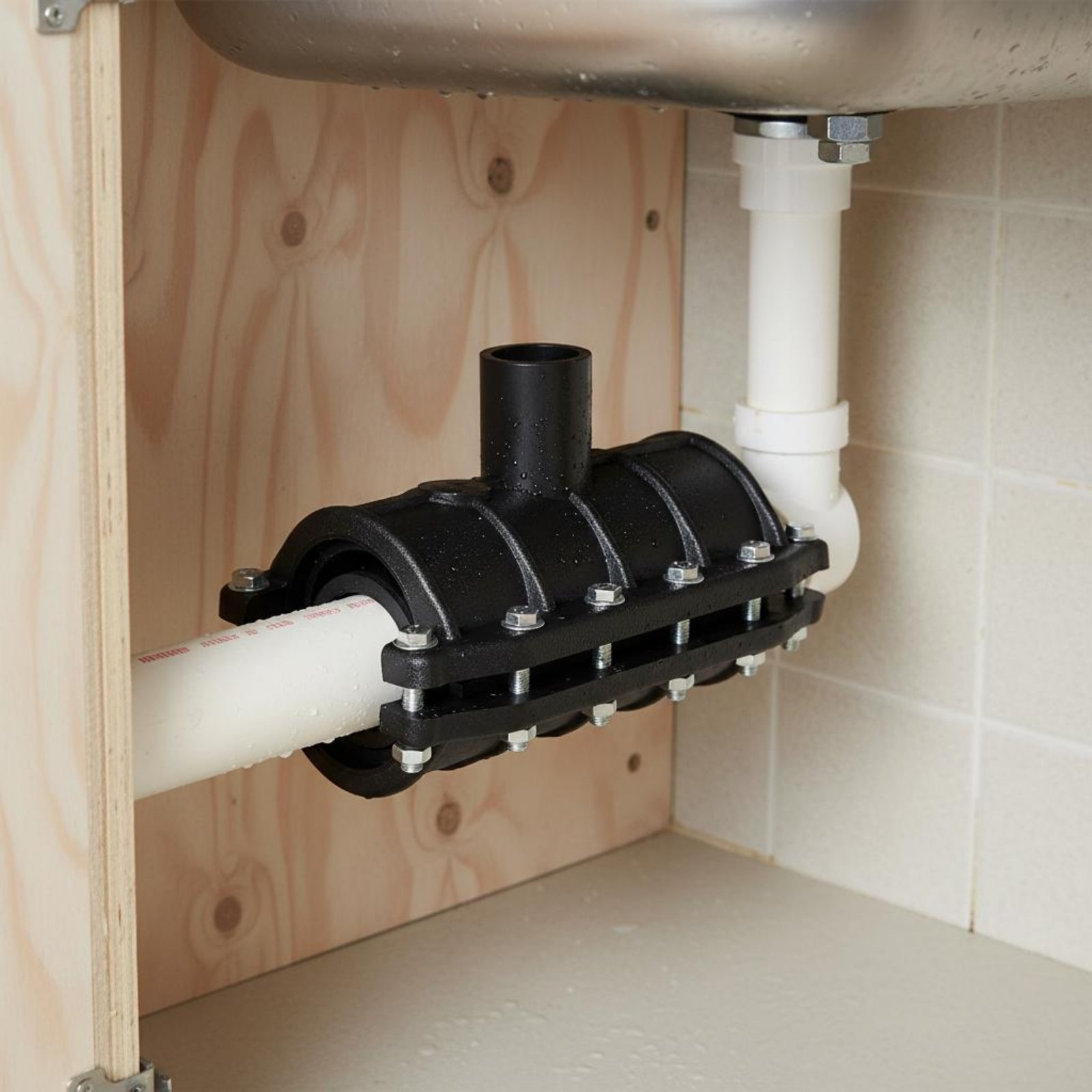 Szybka naprawa złączki rurowej – Plumbing recenzja i cena